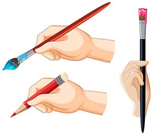 Pensil Warna dan Kuas